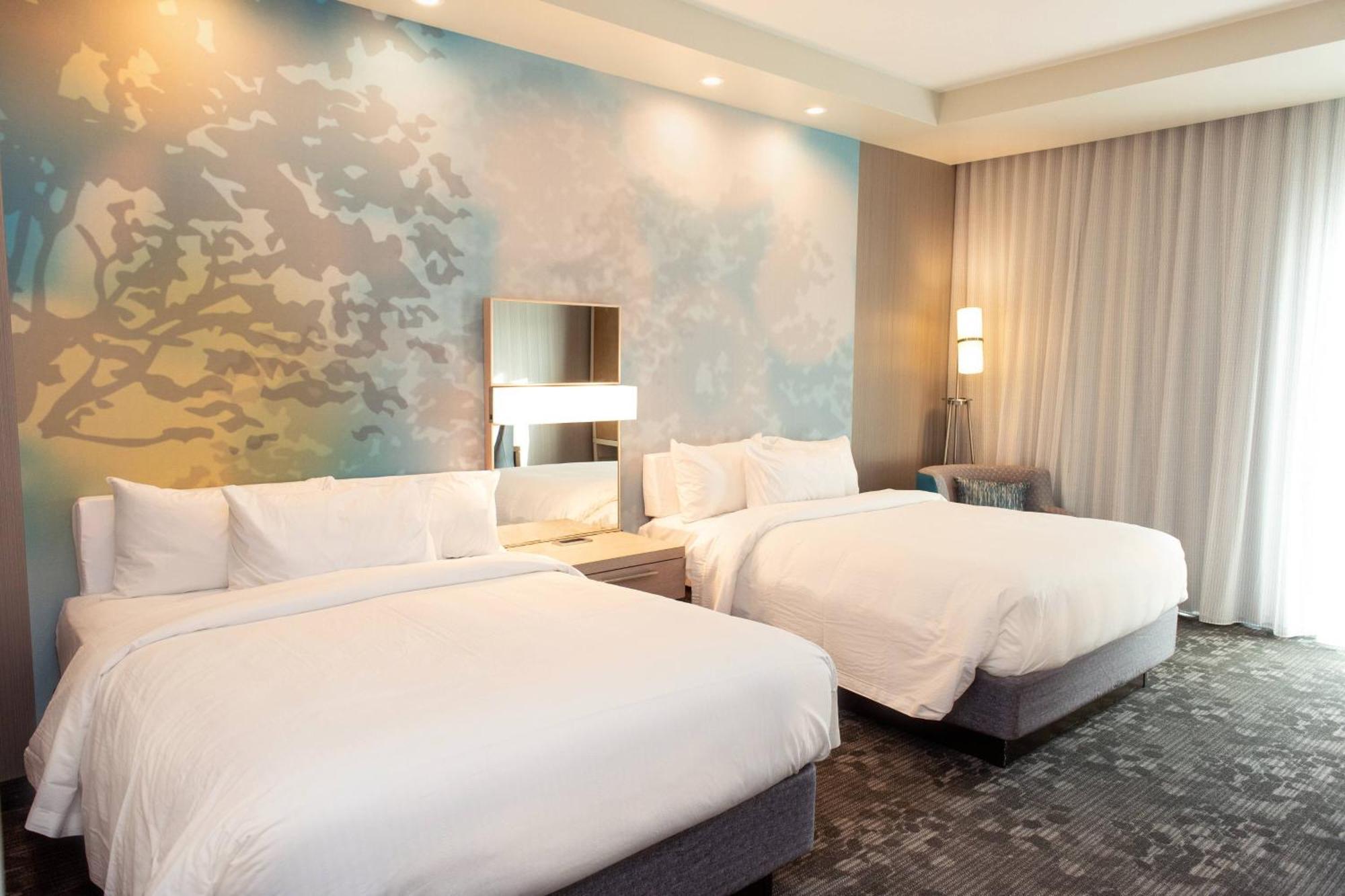Courtyard By Marriott Mesa At Wrigleyville West Eksteriør bilde